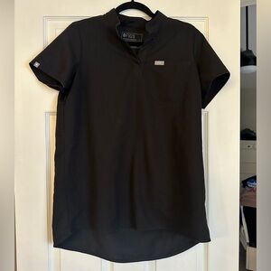 Size Small Octavia Maternity Scrub Top in black